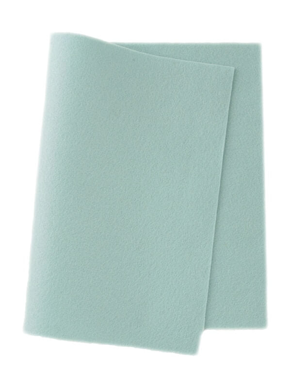 V617 - VERY LIGHT BLUE - WOOL FELT