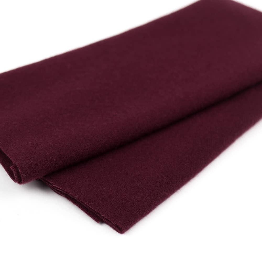 FELTED WOOL - LN26 - BLACK CHERRY - WONDERFIL